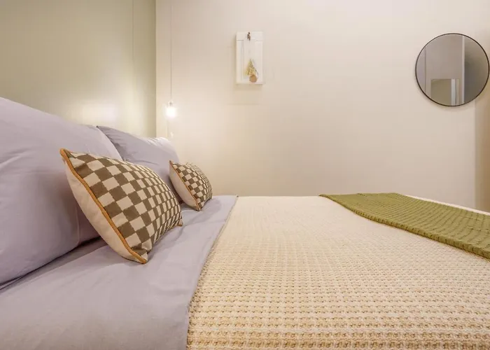 아파트 Urban Eden Nest - Smart Oasis In The Motor Valley *