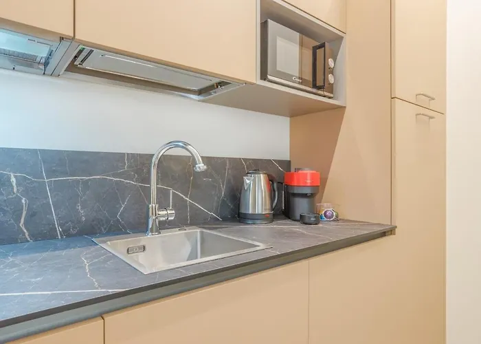 Urban Eden Nest - Smart Oasis In The Motor Valley 아파트 모데나